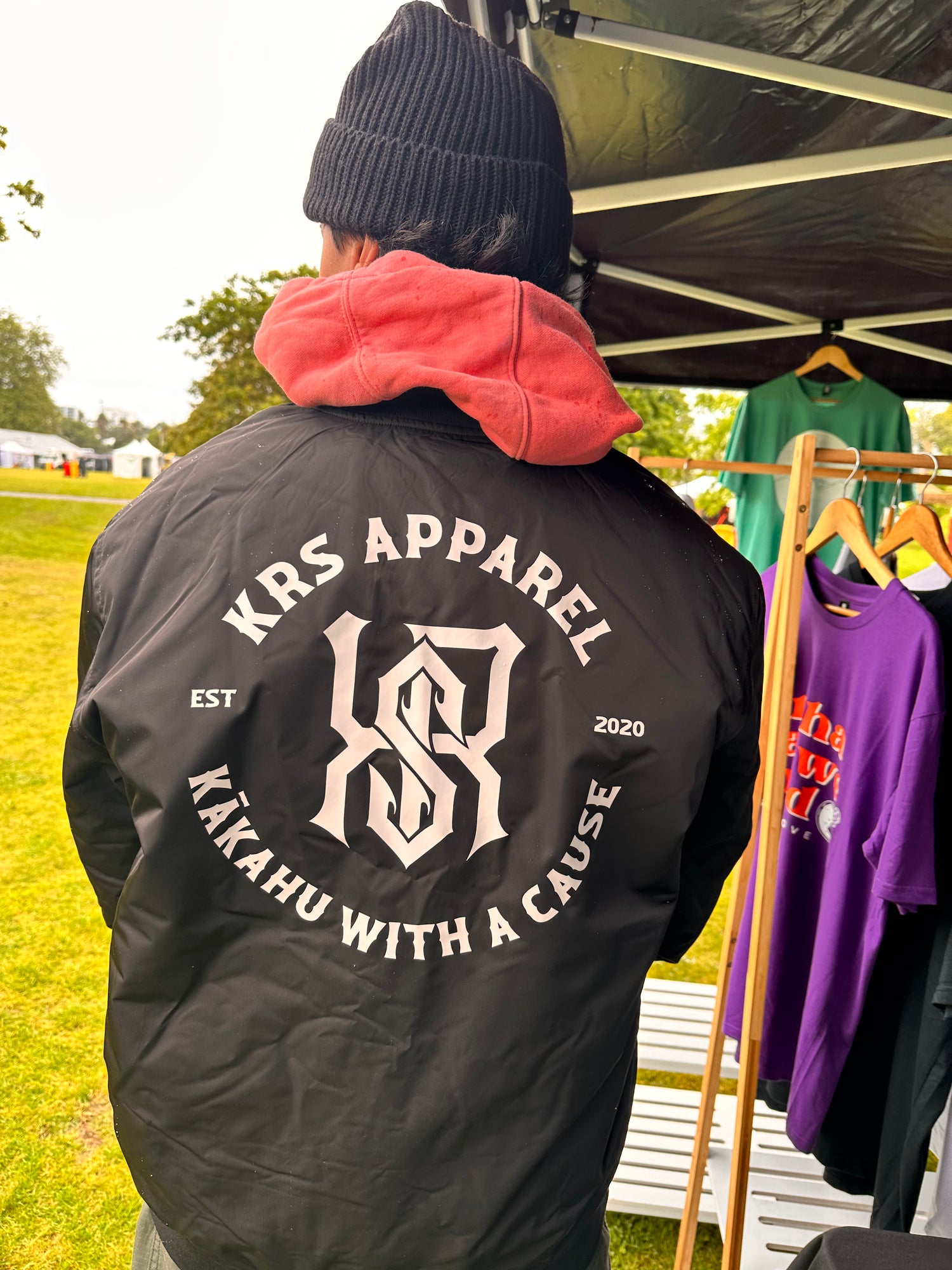 NGĀ PORAKA/KOTI (HOOD/JACKET)