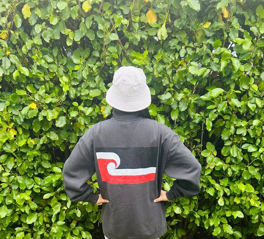 TINO RANGATIRATANGA GLOW & THE DARK HALF ZIP CREW